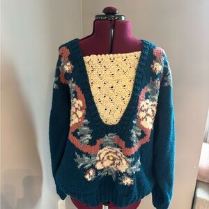 Vintage Floral Knit Sweater - Teal and Cream. Fits L/xl